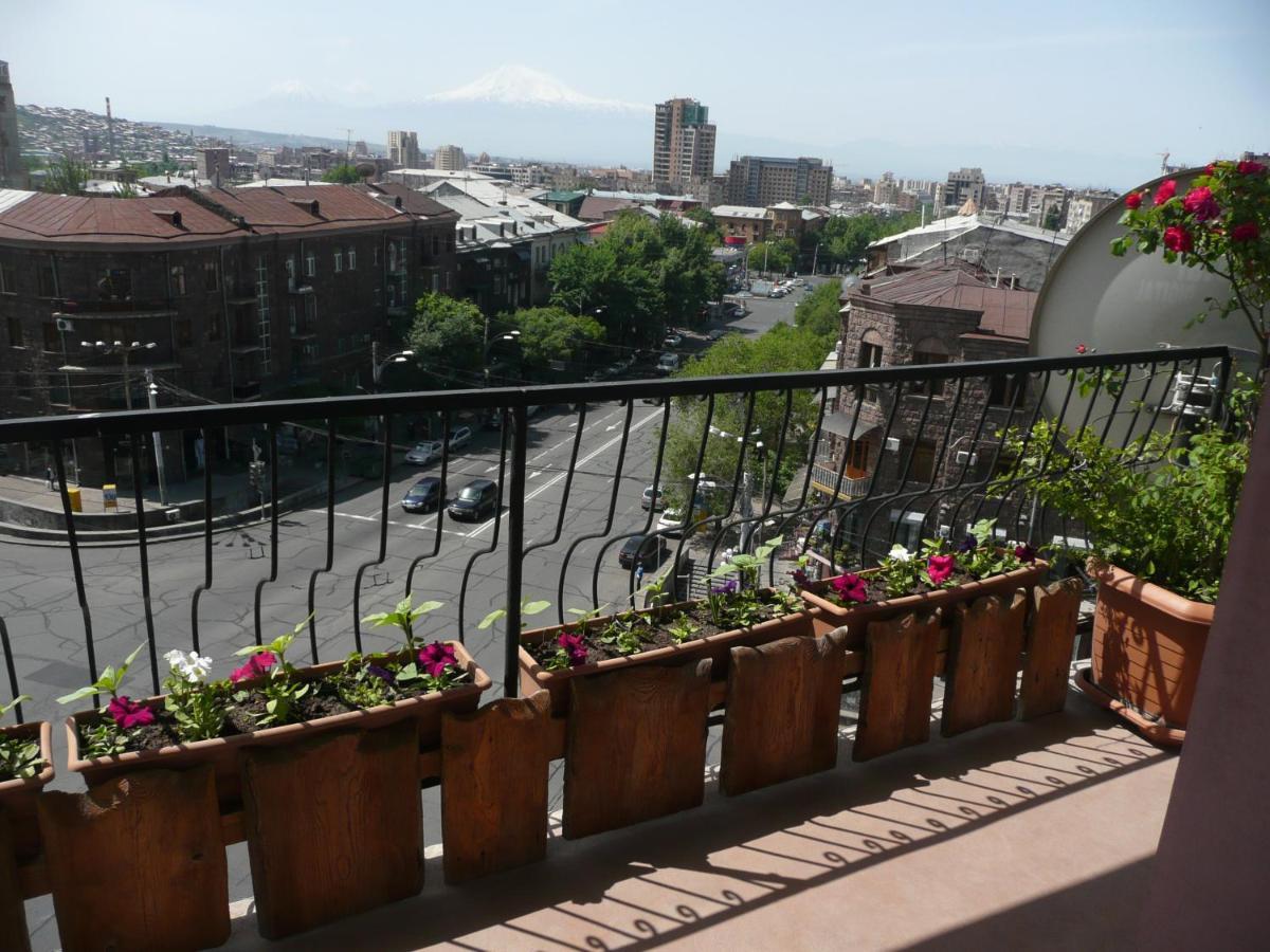Yerevan-Sky With Terrace Ngoại thất bức ảnh