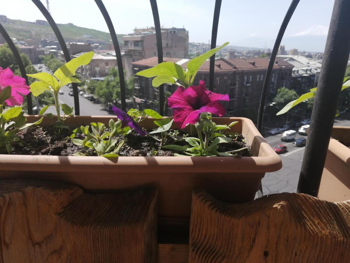 Yerevan-Sky With Terrace Ngoại thất bức ảnh